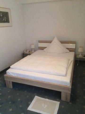 Hotel,Gasthaus Zum Wenden Wendelstein Buitenkant foto
